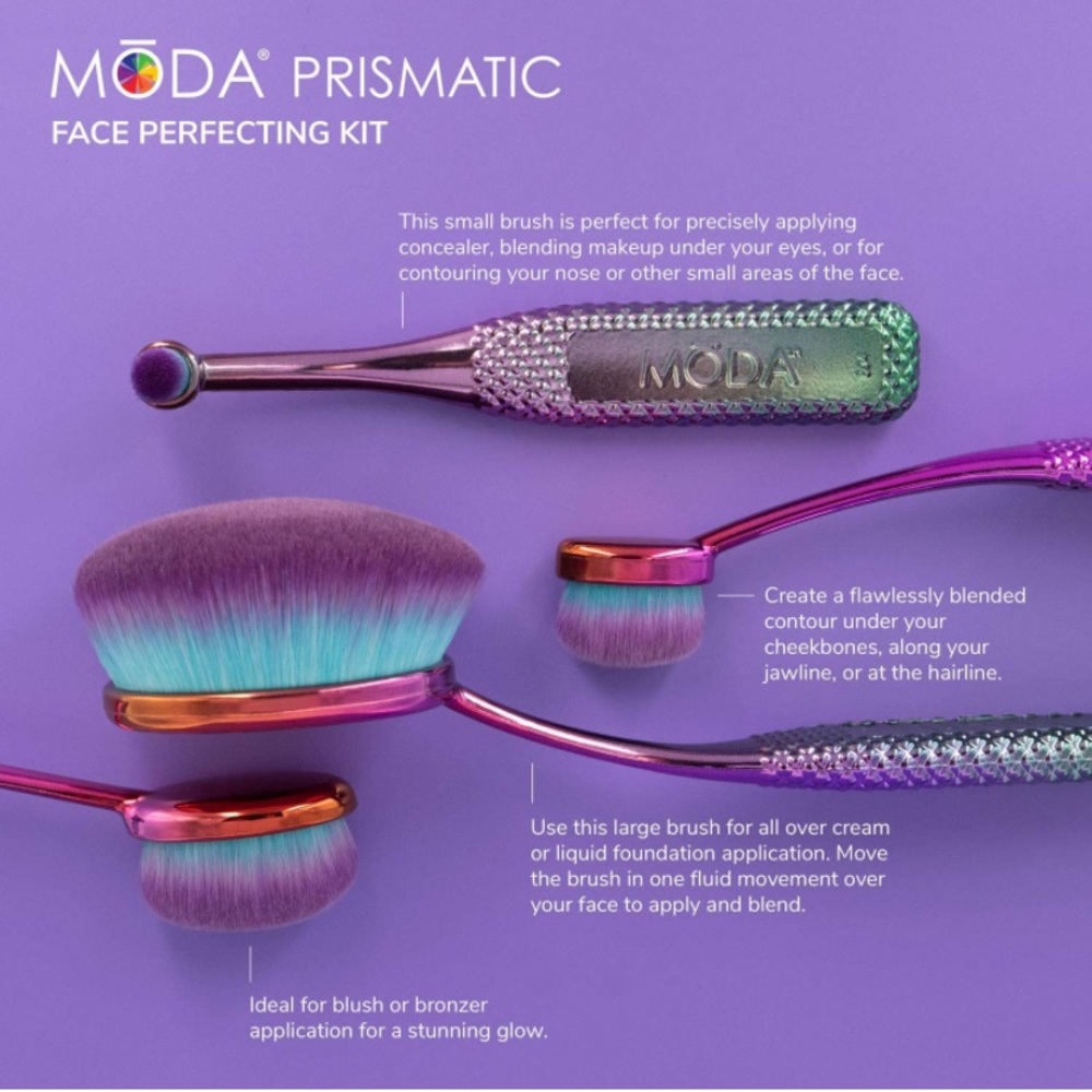 ✨NEW IN BOX MODA PRISMATIC BRUSH SET✨